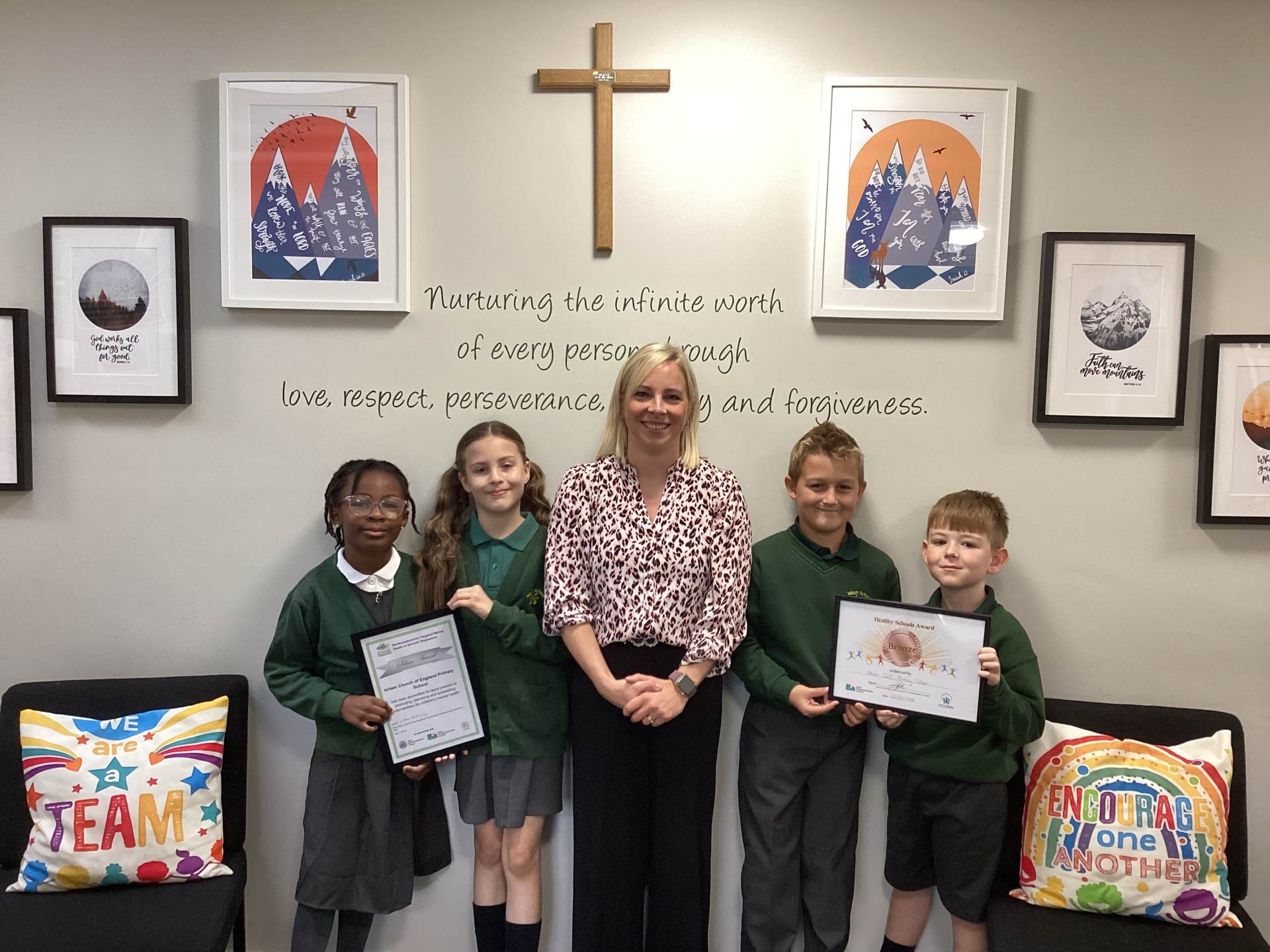 Isham celebrates a year of health, wellbeing and sporting success