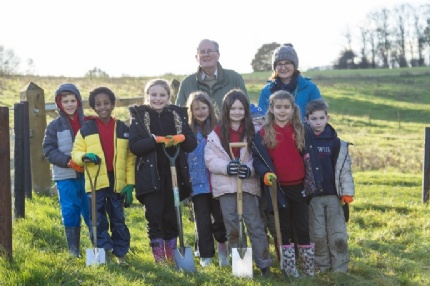 Philanthropist and Loddington CE Primary School team up to plant Coronation Garden for Food & Nature